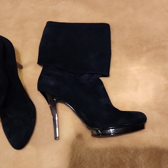 Boots - Picture 2 of 3